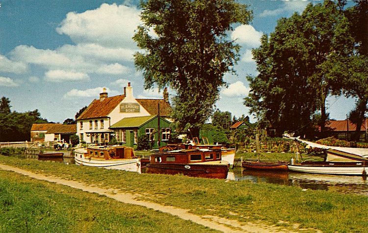 The Pleasure Boat Inn and Dyke